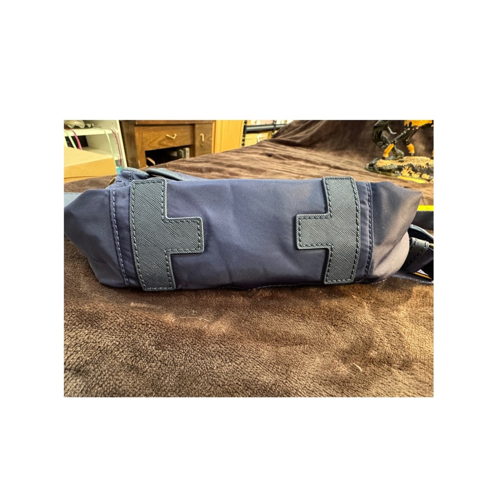 Tory Burch Navy Crossbody Bag - Picture 12 of 12